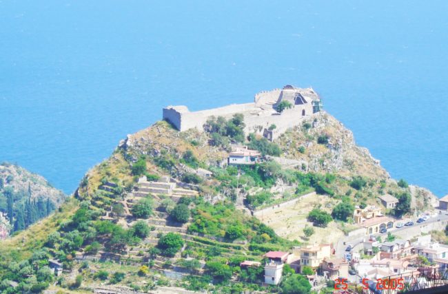 Taormina, Don Corleone e o vinho de Plínio, o Velho