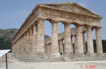 Maravilhas da arquitetura grega em terras italianas: Agrigento e Segesta, na Sicilia, Itália