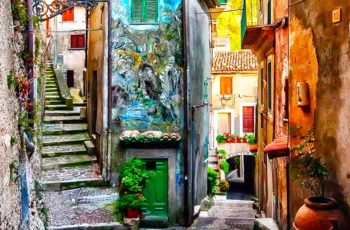 Um passeio romântico no Lazio, Itália, com cenários de cinema, gastronomia romana na mesa, vinho frascati na taça e vilarejos de sonho a cada curva