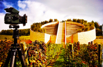 Petra Winery, Suvereto, Toscana: a vinícola com uma escadaria que une a terra e o céu, harmonizando uvas, terroir e segredos milenares de gregos e etruscos