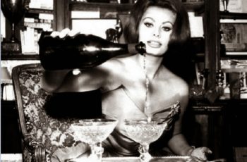 Greta Garbo, Lauren Bacall, Marlene Dietrich … veja 10 grandes Divas de Hollywood contracenando com seus vinhos prediletos