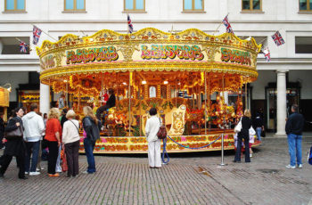 Cultura, arte e alegria num carrossel de Florença