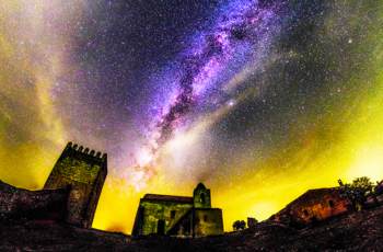 Conheça Dark Sky Alqueva, o primeiro sitio certificado de turismo astronômico do mundo, nos campos do Alentejo, Portugal, em 15 fotos de Manuel Claro