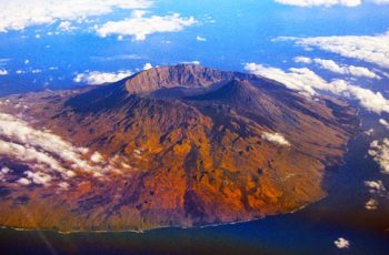 Seis vinhedos muito radicais: no meio do oceano, em vulcões, altas montanhas, geleiras e desertos