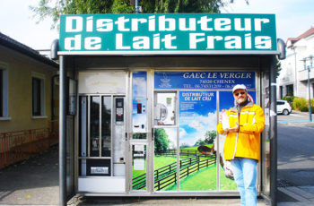 Leite fresco 24 horas em caixas automáticas e hortas orgânicas na creche comunitária: duas ideias sustentáveis de vilarejos de Rhone-Alpes, França