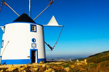 Moinho de Avis: a beleza a favor do vento na Serra do Montejunto em Vilar, Cadaval, uma simpática atração turística pertinho de Lisboa